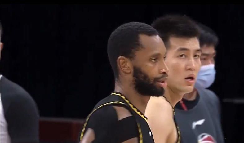 影片的结局耐人寻味：历经千辛万苦运到长安的荔枝，杨贵妃最终没能品尝；李善德被贬岭南，却意外躲过了席卷长安的安史之乱。