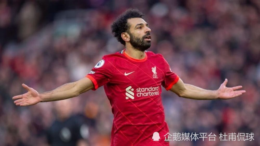 这艘总吨位13.55万吨、长323.6米的“海上巨无霸”，展现的是中国制造的硬核实力，更承载着国人对高品质海上文旅的向往。