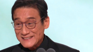 现场两位男主角互动密切引起不少腐女记者的关注，而女主角王珞丹则看着大玩“公举抱”的两人直呼“在一起 彭于晏窦骁争抢王珞丹 《破风》惊爆三人感情线 2015-06-19 年度青春热血大片《破风》已经确定于8月7日全国上映，该片由林超贤执导、梁凤英监制，彭于晏、窦骁、崔始源、王珞丹、陈家乐、欧阳娜娜、连凯等人主演。